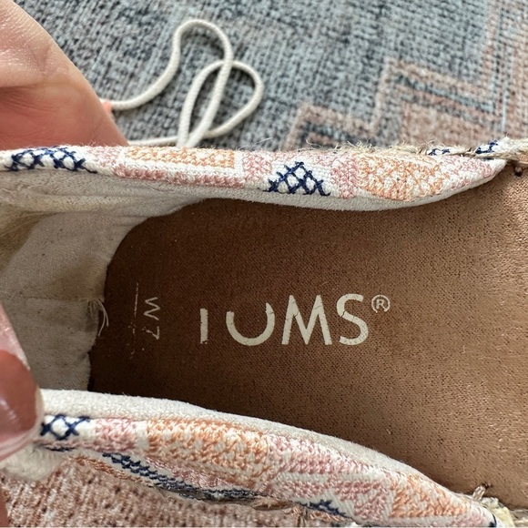 Toms Pink Aztec Lace Up Espadrille Shoes sz 7 - Picture 3 of 4